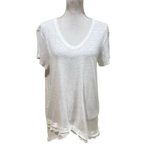 Left of Center white deep v neck asymmetrical hem lace Short Sleeve Tee sz small